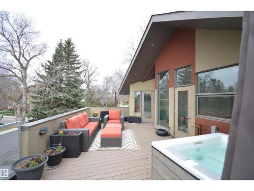 6428 Ada Bv Nw, Edmonton, AB 