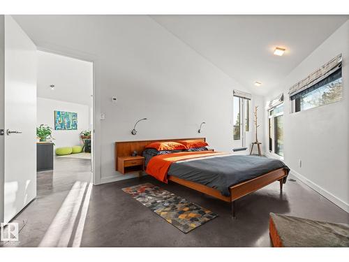 6428 Ada Bv Nw, Edmonton, AB 