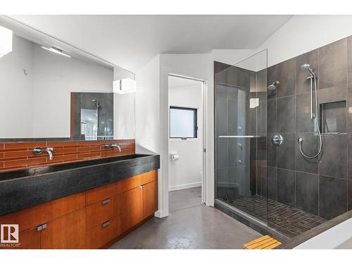 6428 Ada Bv Nw, Edmonton, AB 