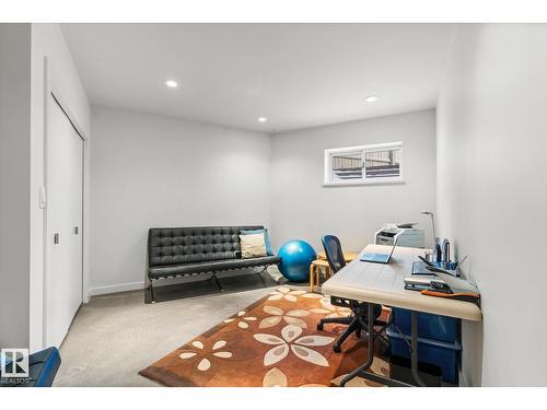 6428 Ada Bv Nw, Edmonton, AB 