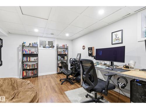 10827 64 Av Nw, Edmonton, AB 