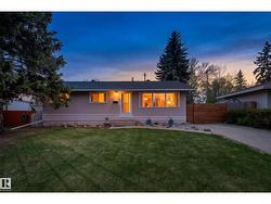 15241 85 AV NW  Edmonton, AB T8R 3Z8