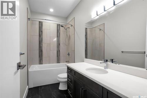 814 Werschner Court, Saskatoon, SK - Indoor Photo Showing Bathroom