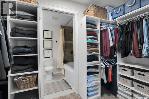 262 Christopher Crescent, Saskatoon, SK - Indoor With Storage