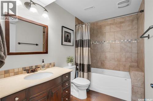 262 Christopher Crescent, Saskatoon, SK - Indoor Photo Showing Bathroom