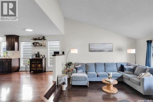 262 Christopher Crescent, Saskatoon, SK - Indoor Photo Showing Living Room