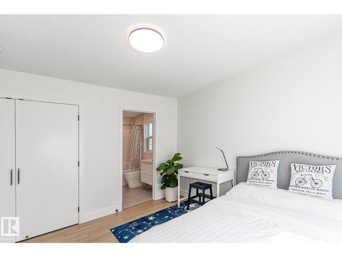 11445 79 Av Nw, Edmonton, AB - Indoor Photo Showing Bedroom