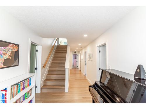 11445 79 Av Nw, Edmonton, AB - Indoor Photo Showing Other Room