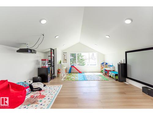 11445 79 Av Nw, Edmonton, AB - Indoor Photo Showing Other Room