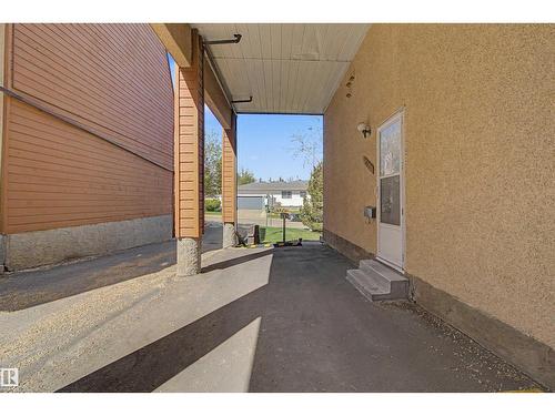 5953 40 Av Nw, Edmonton, AB 
