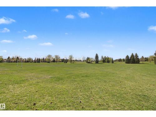 5953 40 Av Nw, Edmonton, AB 