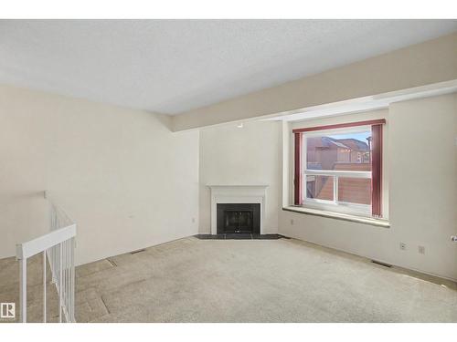 5953 40 Av Nw, Edmonton, AB 
