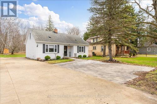 549 VICTORIA STREET  Strathroy-Caradoc (Ne), ON N7G 3C2