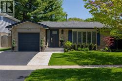173 CHEBUCTO Drive  Oakville, ON L7J 5R1