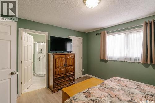 542 Bornstein Terrace, Saskatoon, SK - Indoor Photo Showing Bedroom