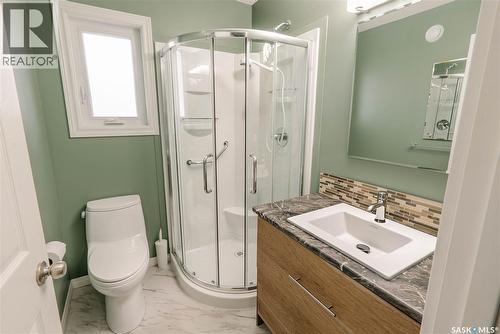 542 Bornstein Terrace, Saskatoon, SK - Indoor Photo Showing Bathroom