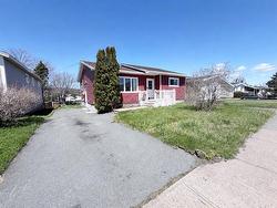78 Terra Nova Road St.John's, NL A1B 1E9