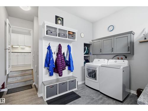 10663 59 St Nw, Edmonton, AB - Indoor Photo Showing Laundry Room