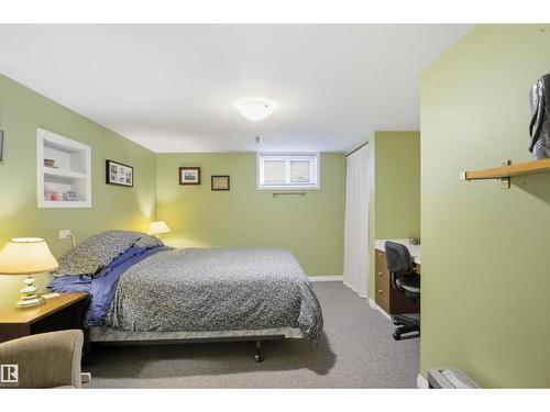 10663 59 St Nw, Edmonton, AB - Indoor Photo Showing Bedroom