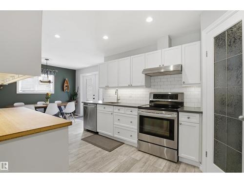 10663 59 St Nw, Edmonton, AB - Indoor Photo Showing Kitchen