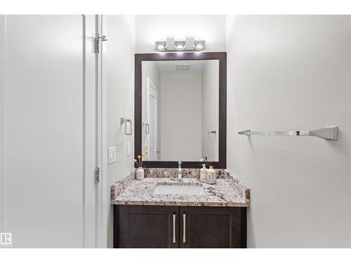 3807 Claxton Cl Sw, Edmonton, AB 