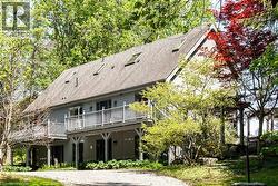 176 WEIRS Lane  Dundas, ON L9H 5E1