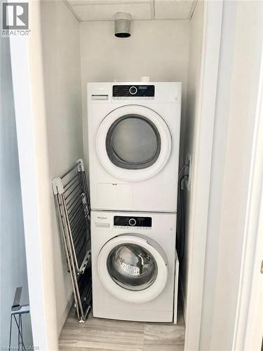 128 King Street N Unit# 607, Waterloo, ON - Indoor Photo Showing Laundry Room