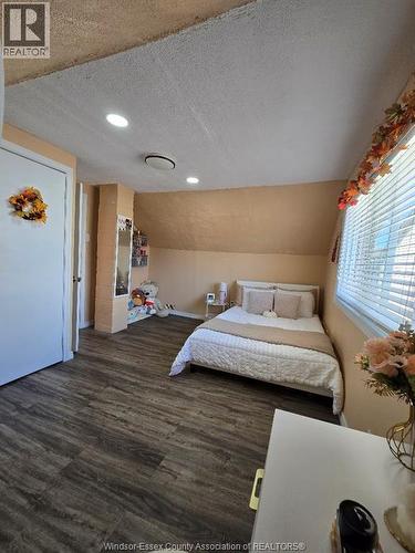1175 Campbell, Windsor, ON - Indoor Photo Showing Bedroom