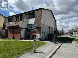 23A WOODVALE GREEN Ottawa, ON K2G 4H3
