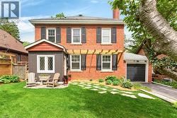13 TWEEDSMUIR Avenue  Dundas, ON L9H 4H6