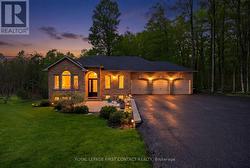 43 BOYD CRESCENT Oro-Medonte, ON L0K 1N0