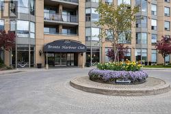 311 - 2511 LAKESHORE ROAD W Oakville, ON L6L 6L9