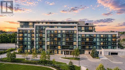 711 - 4700 HIGHWAY 7  Vaughan, ON L4L 0B4