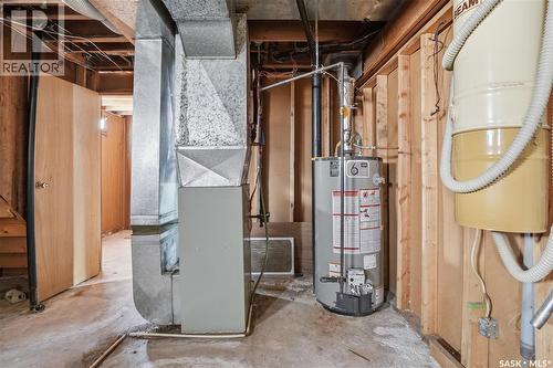 512 4Th Avenue W, Assiniboia, SK - Indoor Photo Showing Basement