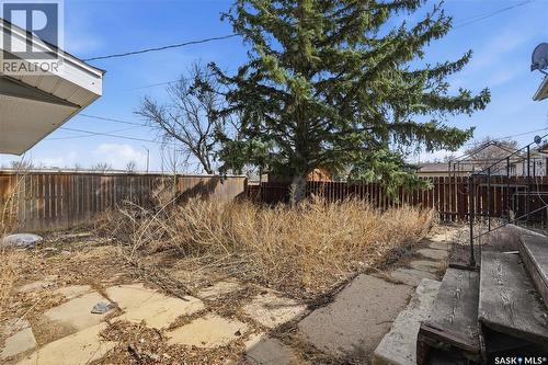 512 4Th Avenue W, Assiniboia, SK - Outdoor