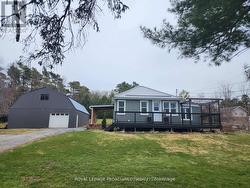 2307 COUNTY RD 3 Prince Edward County (Ameliasburg Ward), ON K0K 1L0