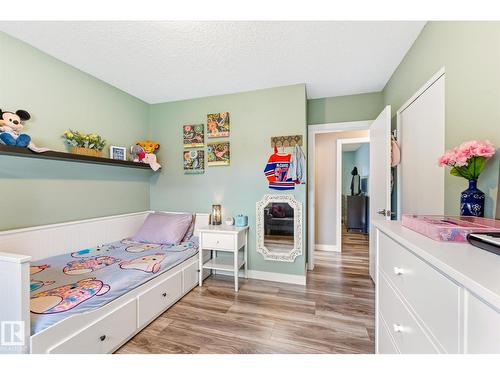 111 Grosvenor Bv, St. Albert, AB 