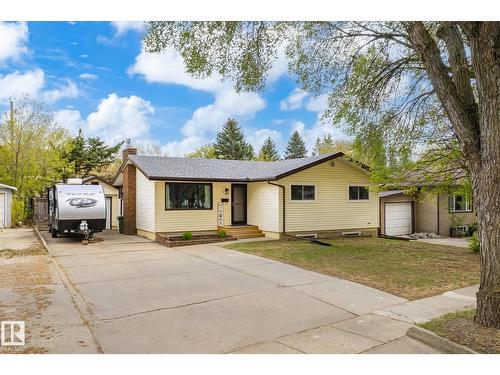111 Grosvenor Bv, St. Albert, AB 