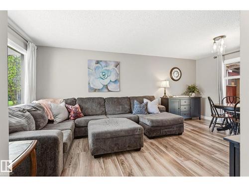 111 Grosvenor Bv, St. Albert, AB 