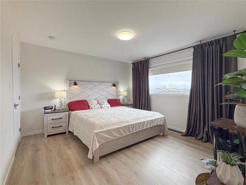 70 Boschman Bay, Brandon, MB - Indoor Photo Showing Bedroom