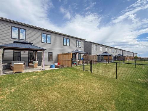 70 Boschman Bay, Brandon, MB - Outdoor With Exterior