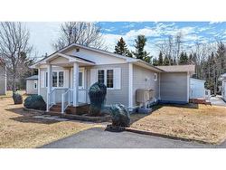 4041 Rue Foster ST Tracadie, NB E1X 1C3