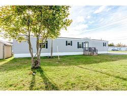 3 Daisy ST Saint John, NB E2M 5M9