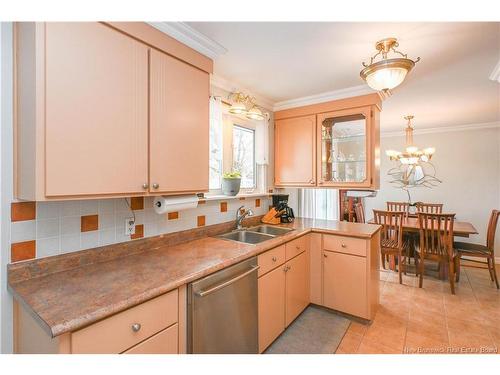 286 Saint-Pierre E. Blvd, Caraquet, NB 