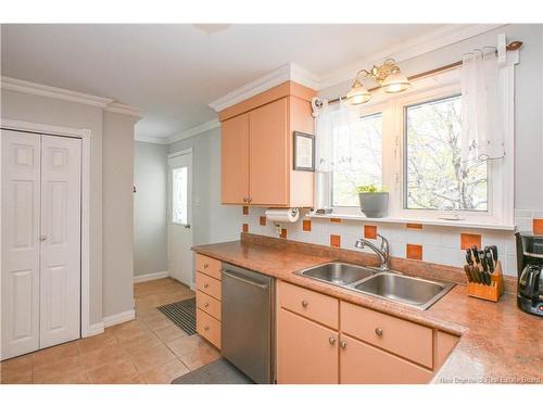 286 Saint-Pierre E. Blvd, Caraquet, NB 