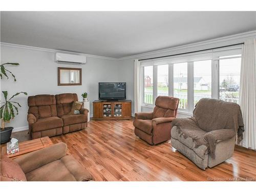 286 Saint-Pierre E. Blvd, Caraquet, NB 