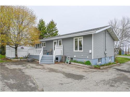 286 Saint-Pierre E. Blvd, Caraquet, NB 