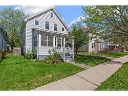 35 Winter AVE Moncton, NB E1C 5X2