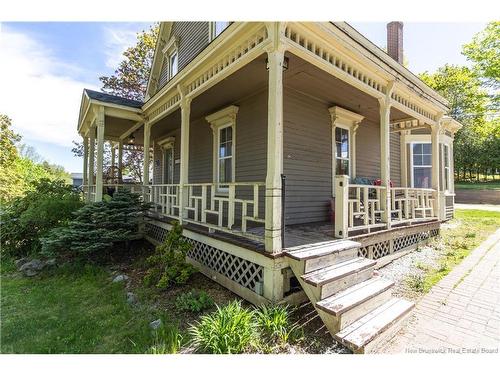 70 Everett St, Hampton, NB 