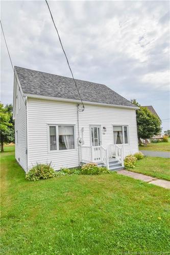 310 Jd Gauthier Blvd, Shippagan, NB 